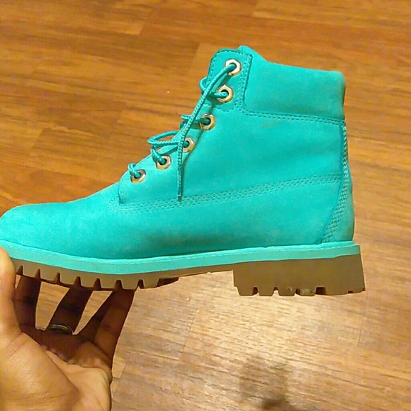 Timberlands - Picture 3 of 8